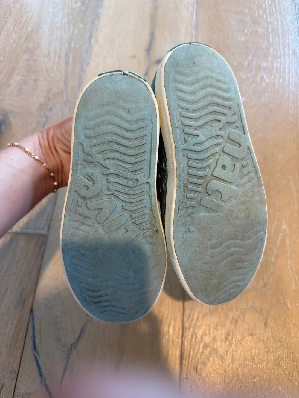 Native Kids Slip-On Water Shoes in Teal Glitter